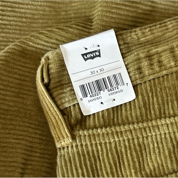 Levi’s corduroy pants 30x30 - Picture 3 of 3